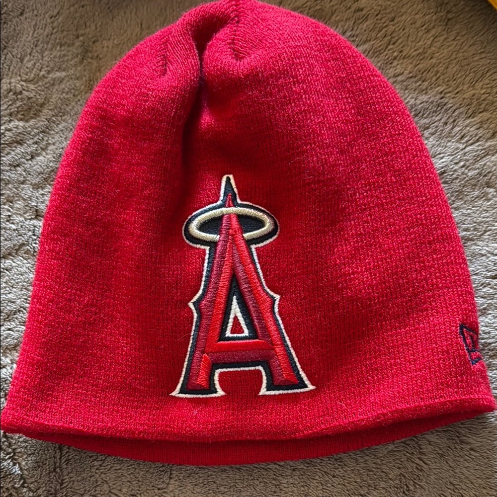 EUC Unisex New Era Red MLB Los Angeles Angels Beanie with Embroidered Logo Halo